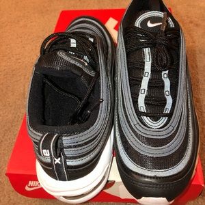 Nike Air Max 97.